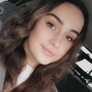 Meet your Posher, Stephanie